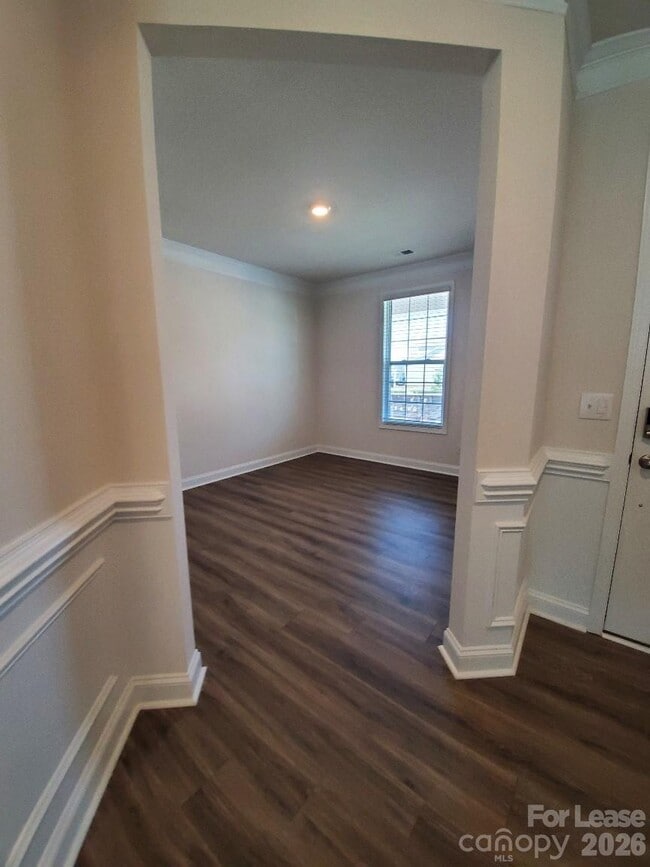 Building Photo - 3013 Lydney Cir