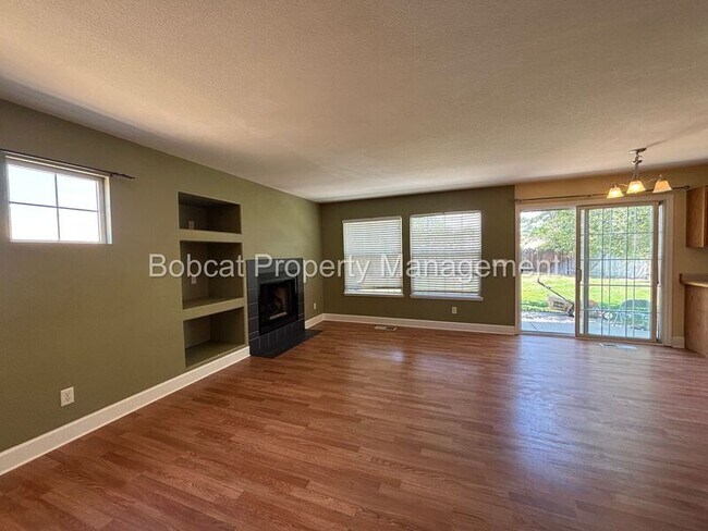 Building Photo - 1477 Ridge Point Dr