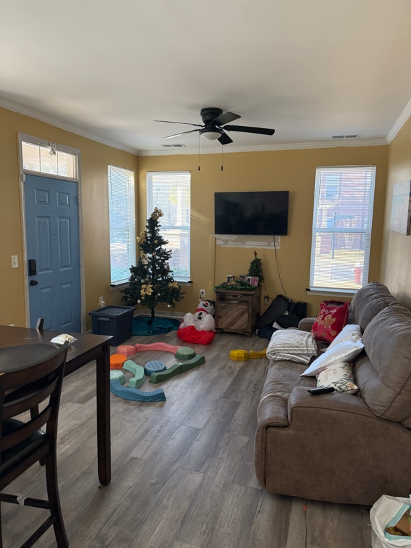 Building Photo - 704 River Rock Way