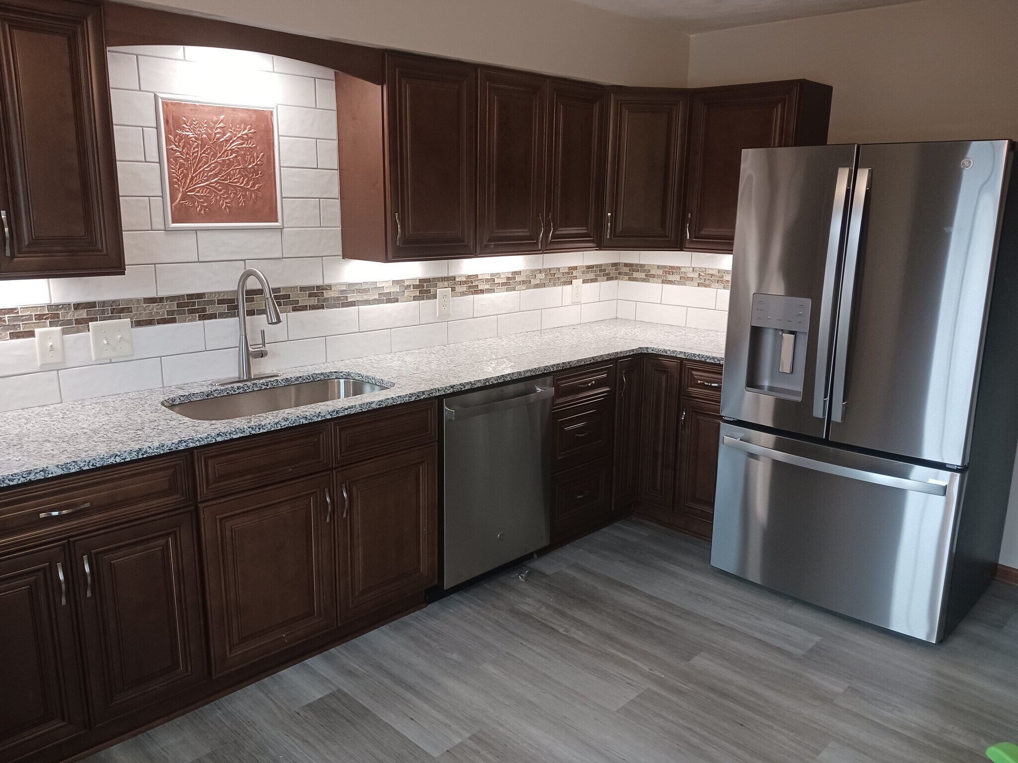 kitchen - 5721 Sheridan Rd