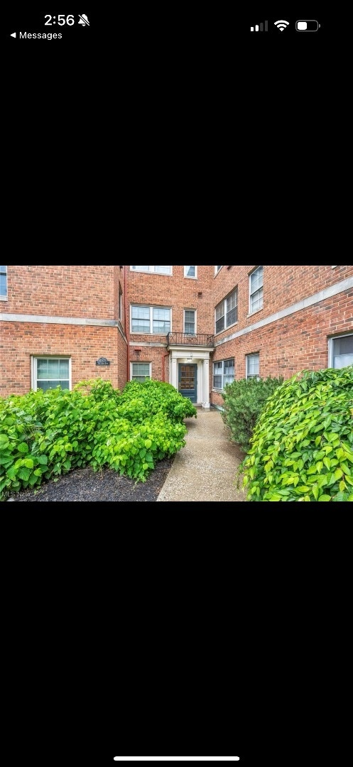 Building Photo - 15825 Van Aken Blvd