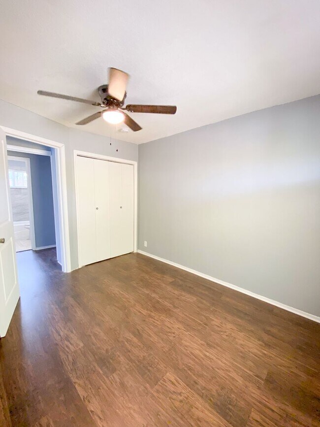 Building Photo - UNIVERSITY PARK