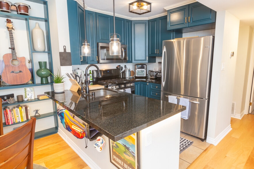 Building Photo - 5700 Etiwanda Ave