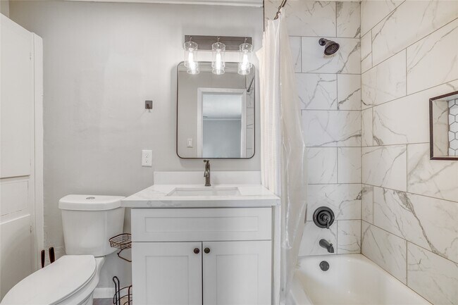 Building Photo - 9626 Vilven Ln