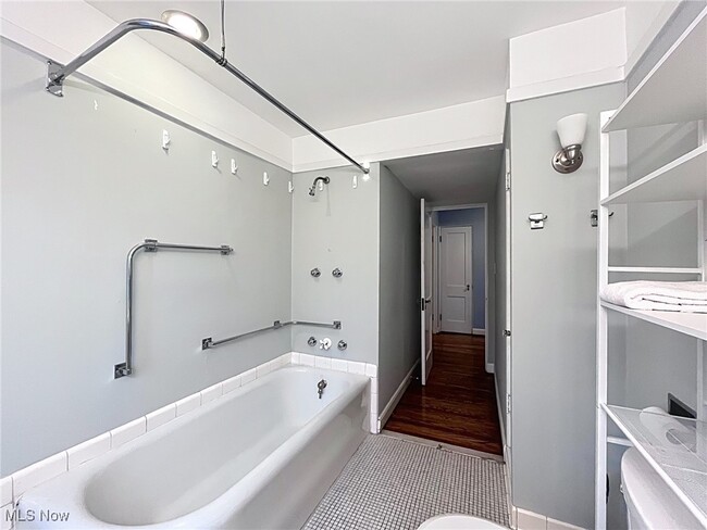 Building Photo - 2265 Stillman Rd