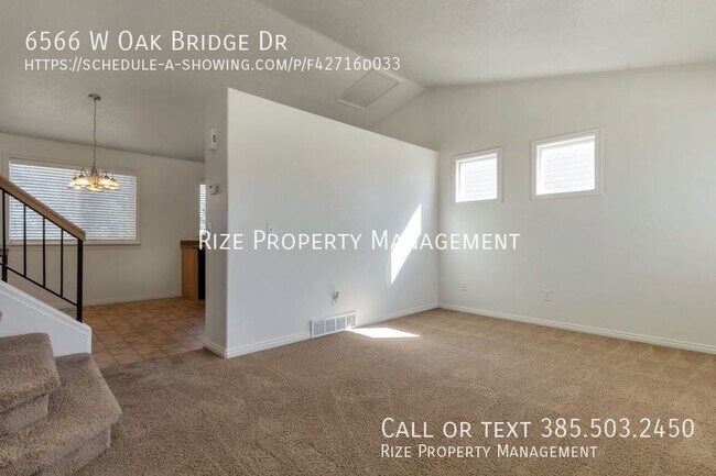 Building Photo - 6566 Oak Bridge Dr