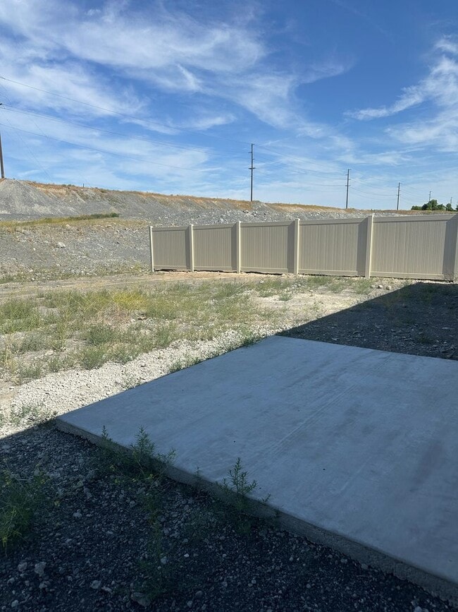 Building Photo - New Construction Home For Rent! LOW SECURI...