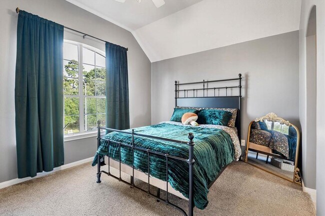 Building Photo - 8719 Silver Lure Dr