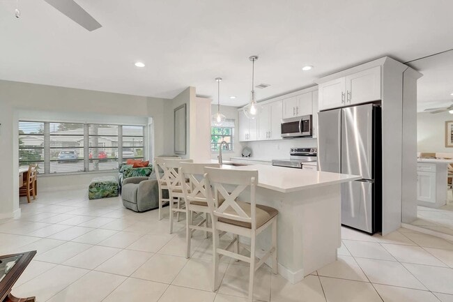 Building Photo - 14716 Canalview Dr