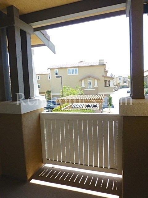 Building Photo - 16938 Hutchins Landing