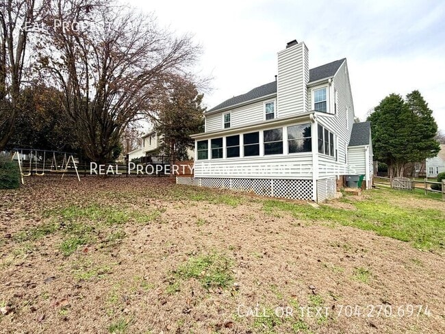 Building Photo - 9315 Pebble Creek Way