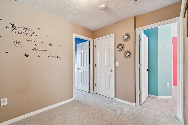 Building Photo - 17737 Esprit Dr