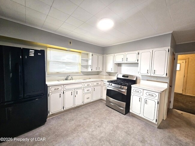 Building Photo - 92 Diamond Ave