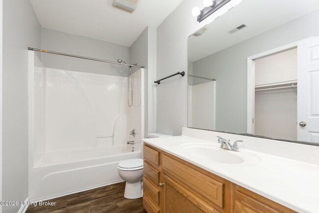 Building Photo - 8815 Woodpointe Blvd