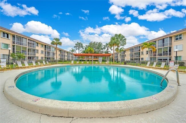 Building Photo - 4502 N Federal Hwy