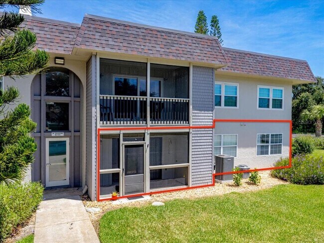 Building Photo - 3800 Saxon Dr