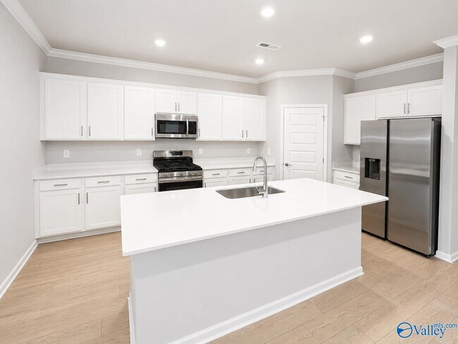 Building Photo - 7110 Hampton Mill Dr