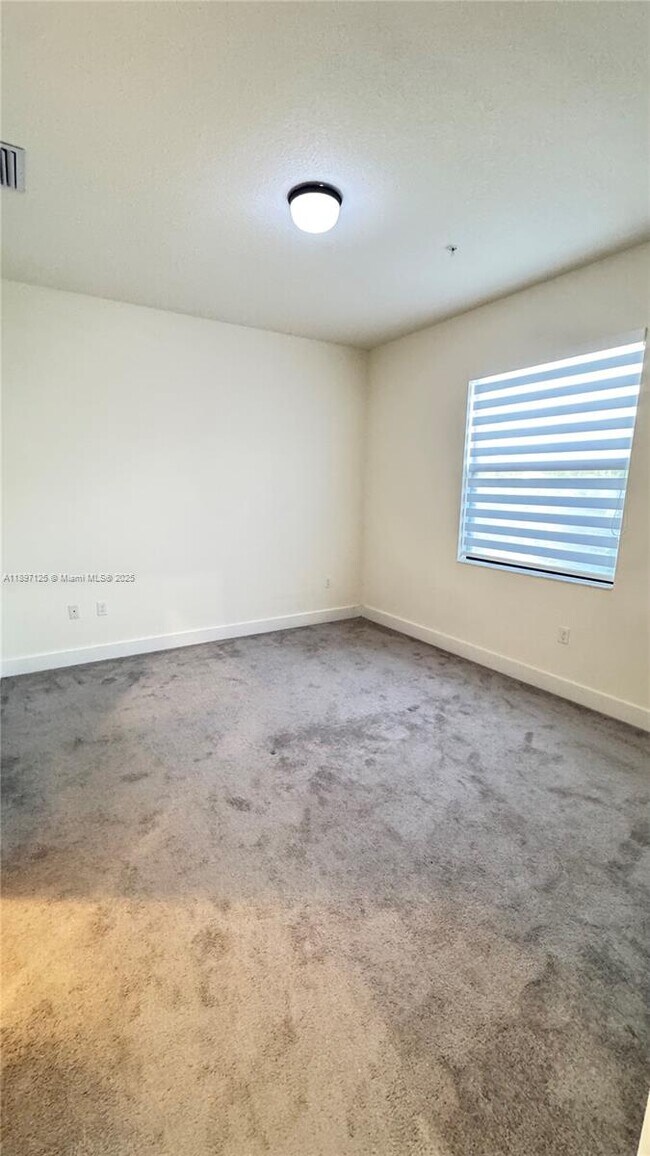 Building Photo - 8005 NW 104th Ave