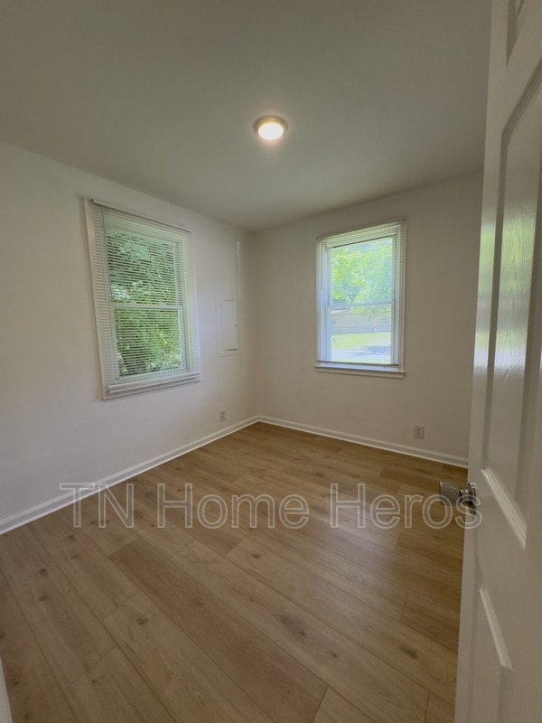 Building Photo - 610 Demoss St