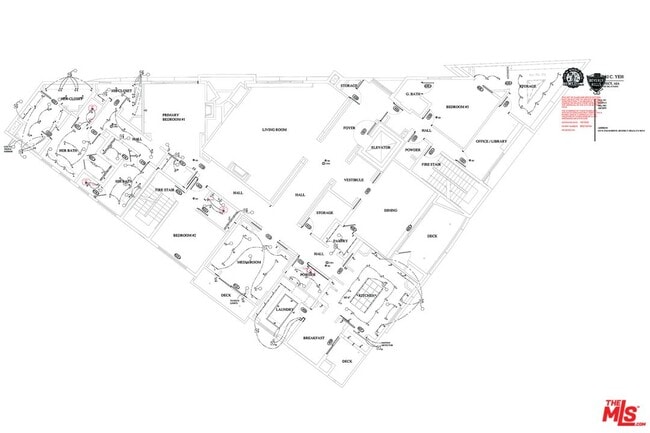 Building Photo - 455 N Palm Dr