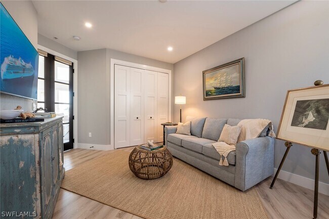 Building Photo - 1540 Clermont Dr