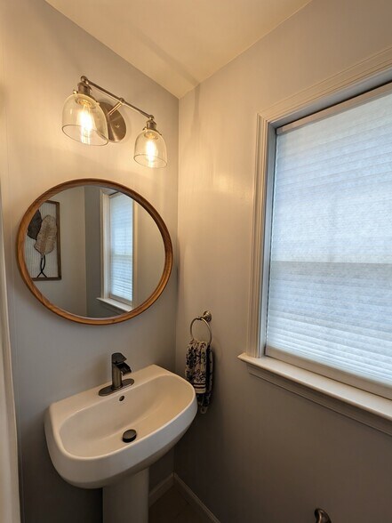 Building Photo - 109 Clemson Ct