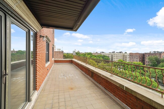 Building Photo - 235 Ocean Pkwy