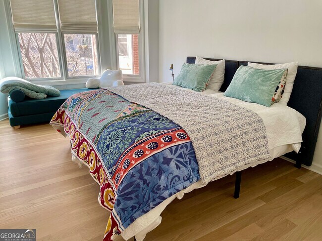 Building Photo - 850 Piedmont Ave NE