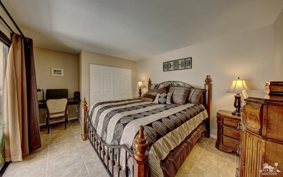 Guest Bedroom - 203 Serena Dr