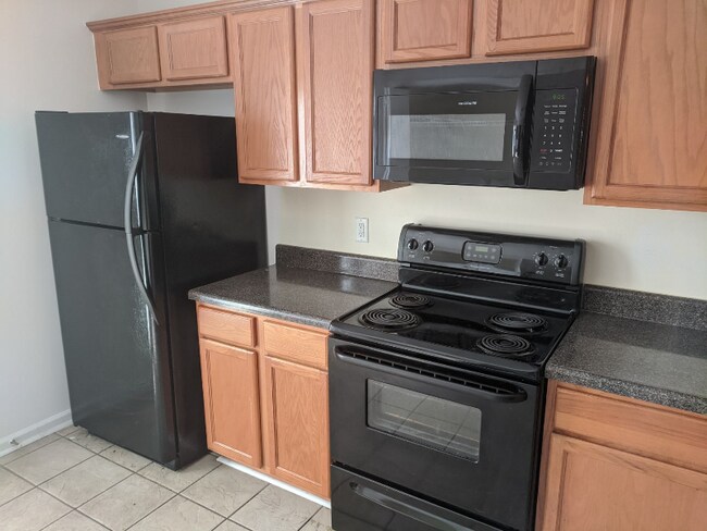 Building Photo - 313 Stewarts Landing Cir