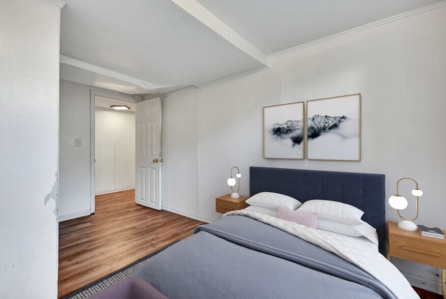 Building Photo - 224 Crest St