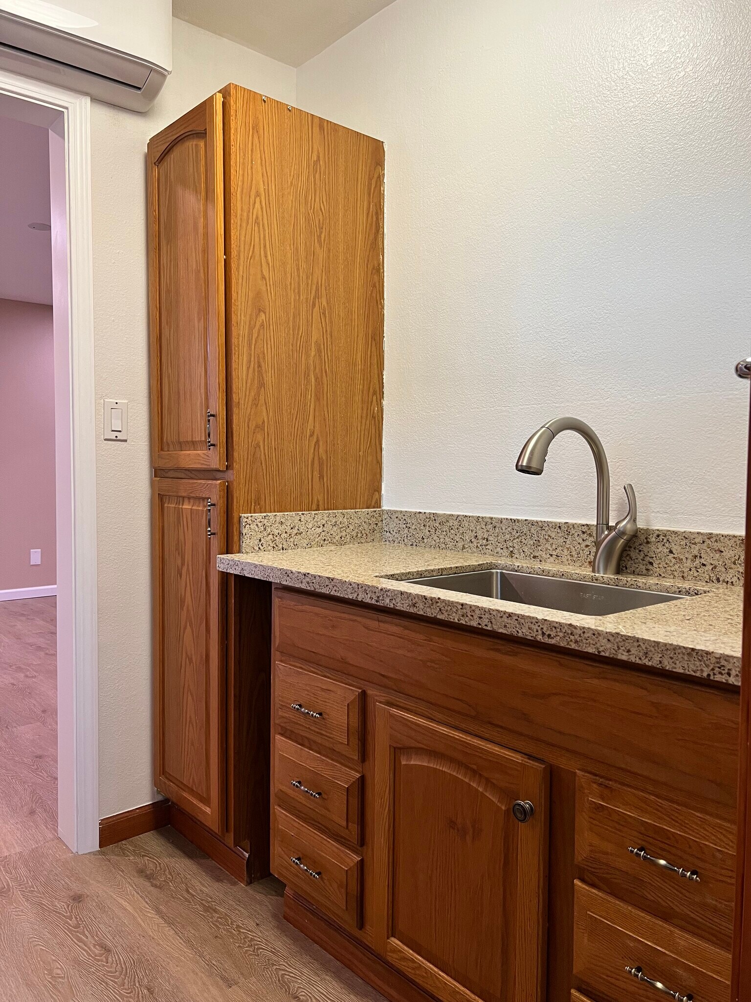 Building Photo - 1871 Peach Pl