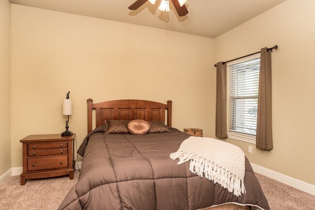 Building Photo - Iveys Subdivision