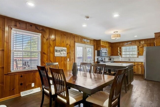 Building Photo - 1511 Stewarts Ferry Pike