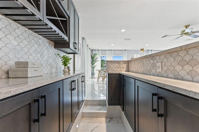 Building Photo - 4000 14th Way NE