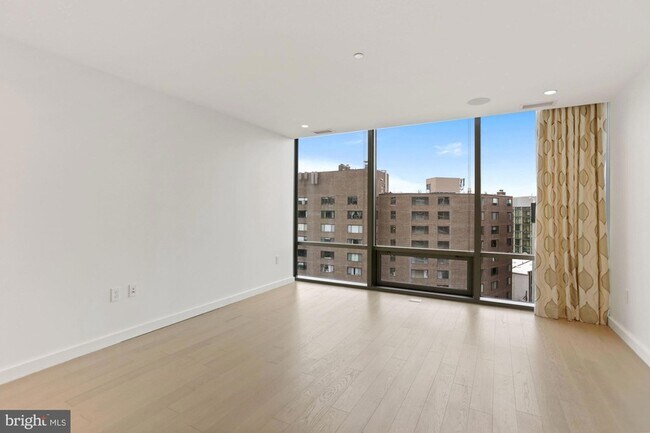 Building Photo - 1111 24th St NW