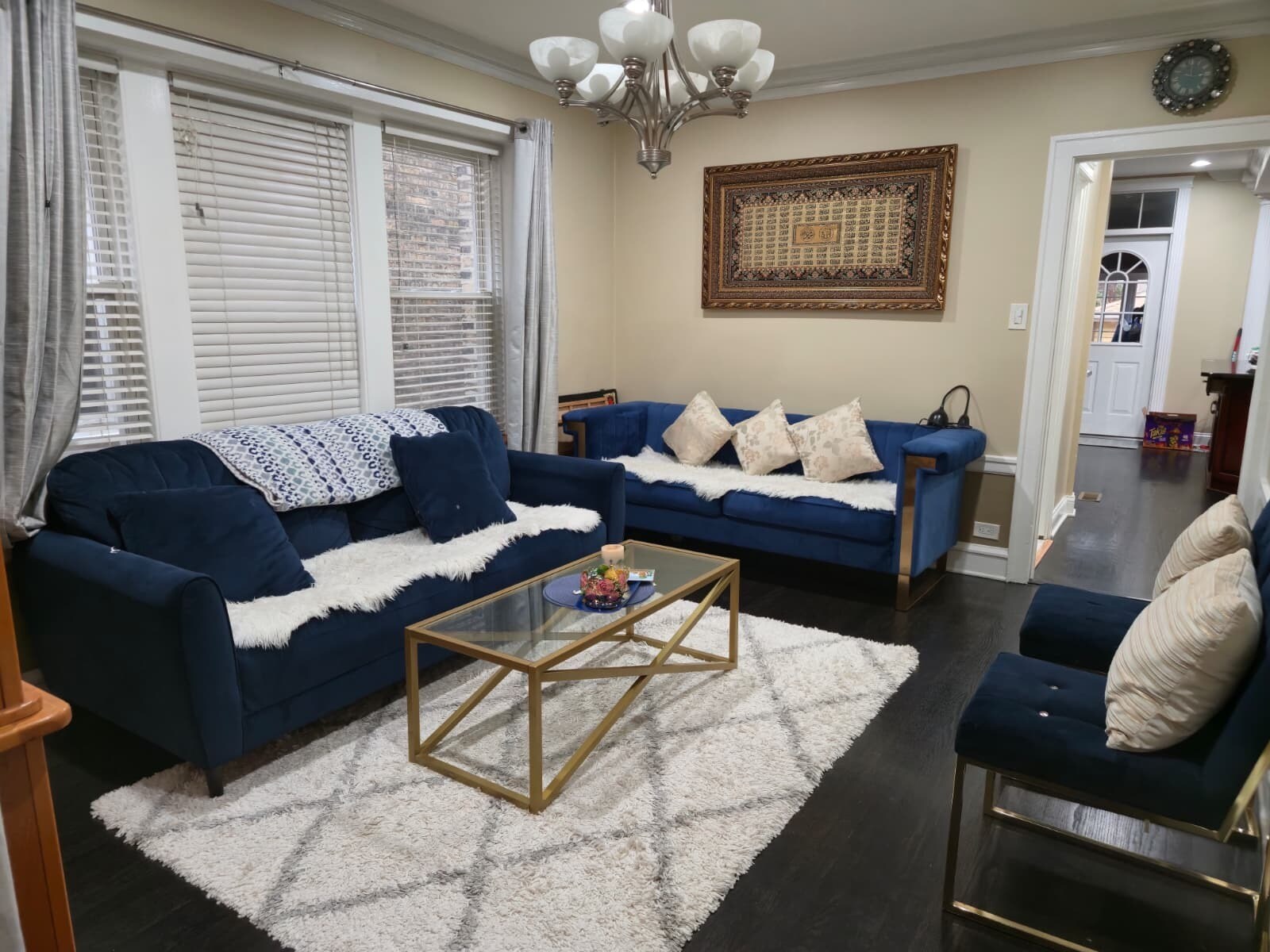 Building Photo - 5822 N Spaulding Ave