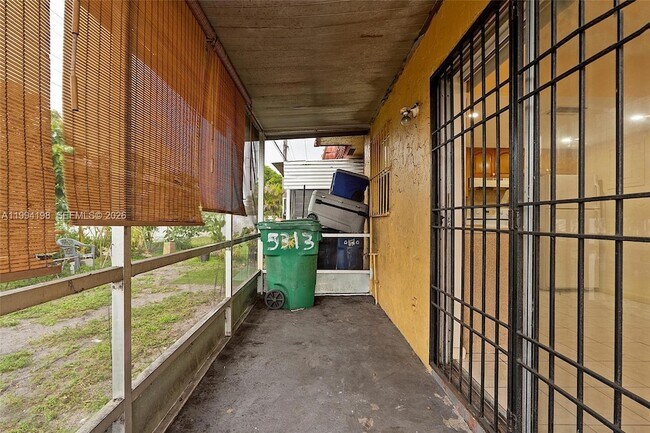 Building Photo - 5415 NW 27th St