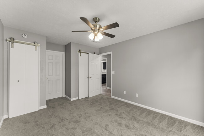 Building Photo - 6344 Olde Towne Dr