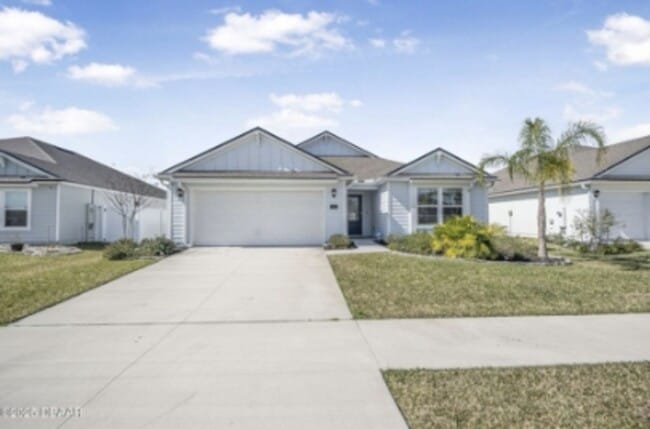 Building Photo - Stunning Waterfront 4 Bed Property in Sunn...
