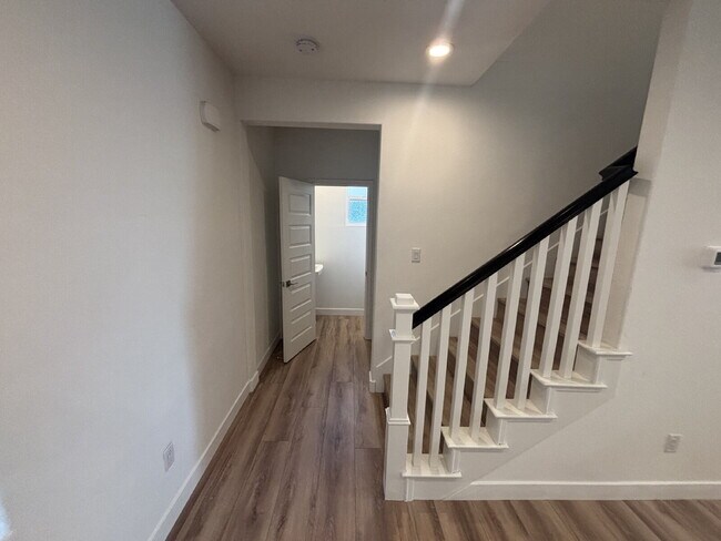 Building Photo - McKinley Village Two Story 3