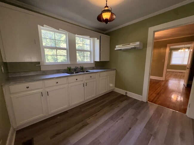 Building Photo - "Charming 3-Bedroom Retreat in Belton, SC - Perfect for Cozy Living!"