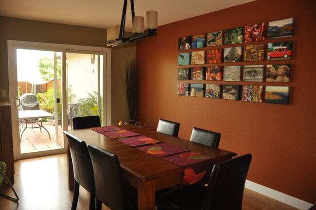 Building Photo - 5747 Clematis Dr