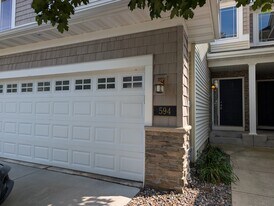 Building Photo - 594 Sutherland Dr