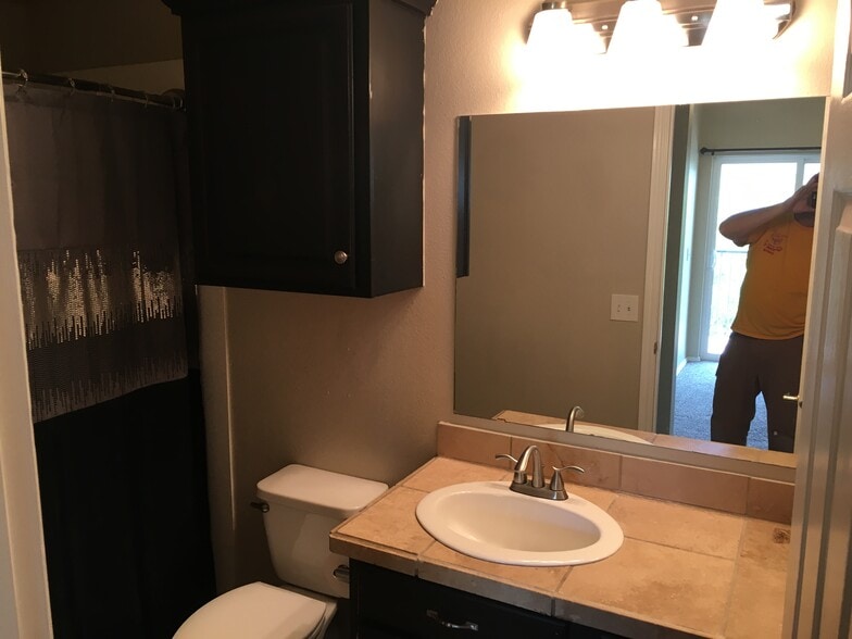 Bath - 900 Bitner Rd