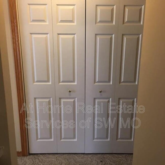 Building Photo - 3033 N Fremont Ave