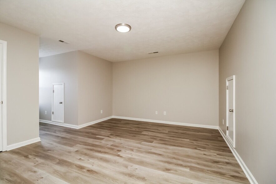 Building Photo - 1016 Anna Gannon Dr