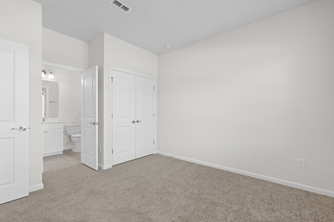 Building Photo - 2136 Grouse Ski Cir