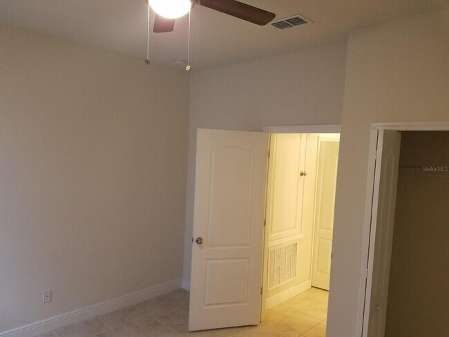 Building Photo - 14638 Trapper Rd