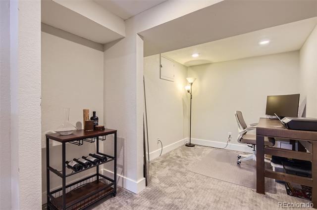 Building Photo - 345 S Forest St